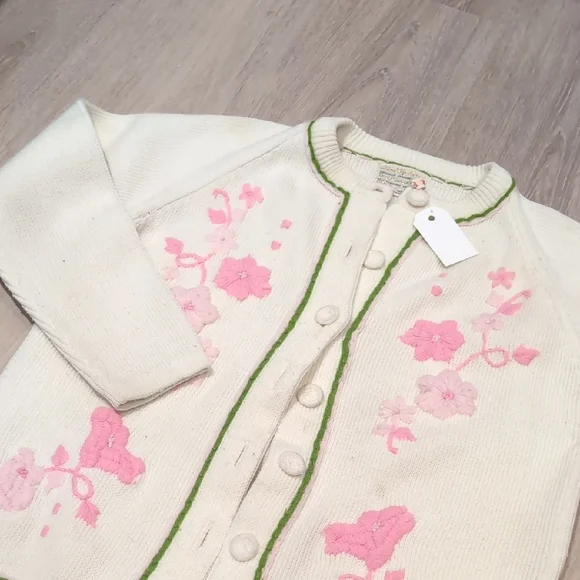 Vintage White Knit Cardigan Pink Embroidery Korea - Picture 9 of 12